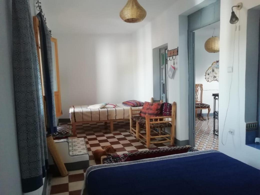 Vallparadis Pension Familiar" Firdaus" เชฟชาอูน ภายนอก รูปภาพ