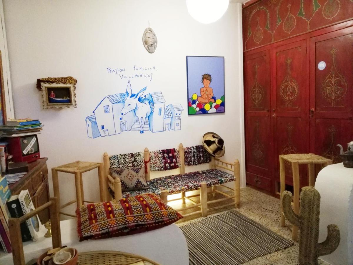 Vallparadis Pension Familiar" Firdaus" เชฟชาอูน ภายนอก รูปภาพ