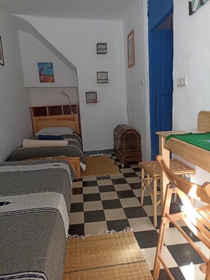 Vallparadis Pension Familiar" Firdaus" เชฟชาอูน ภายนอก รูปภาพ