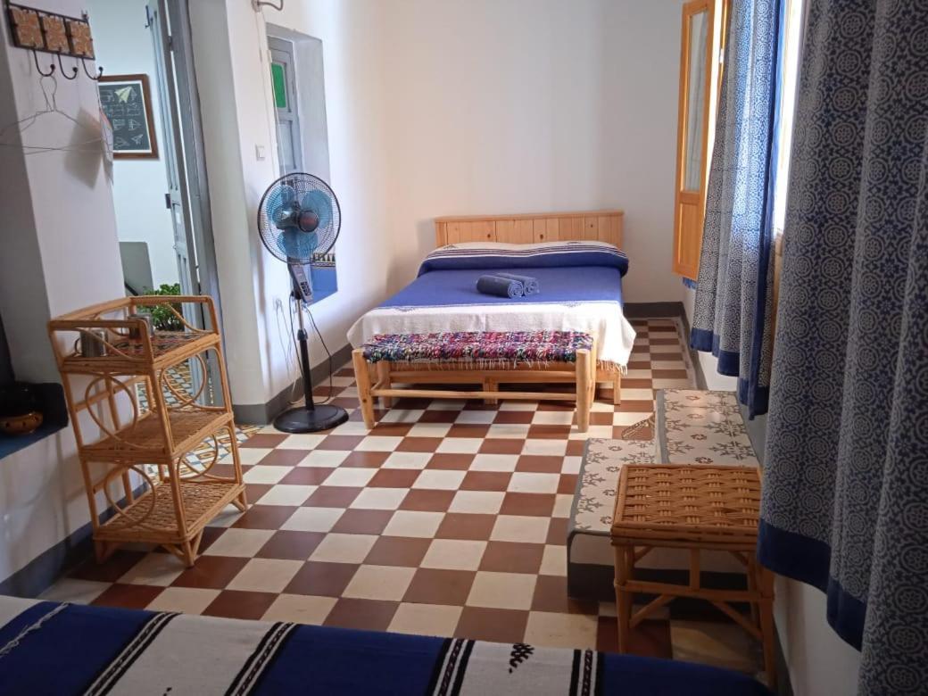 Vallparadis Pension Familiar" Firdaus" เชฟชาอูน ภายนอก รูปภาพ