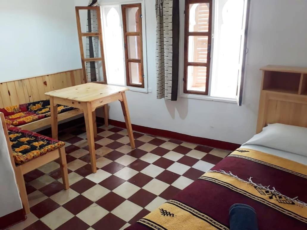 Vallparadis Pension Familiar" Firdaus" เชฟชาอูน ภายนอก รูปภาพ