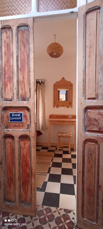 Vallparadis Pension Familiar" Firdaus" เชฟชาอูน ภายนอก รูปภาพ